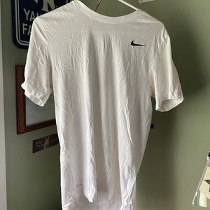 FLASH SALE⚡️Men’s Nike Dri-Fit Tee Shirt